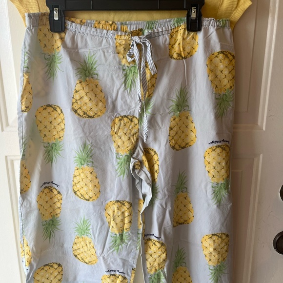 Tommy Pajamas - Picture 4 of 4